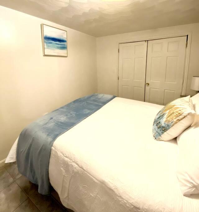 Glorious Suite Near Downtown With Washer/Dryer Gloucester Luaran gambar